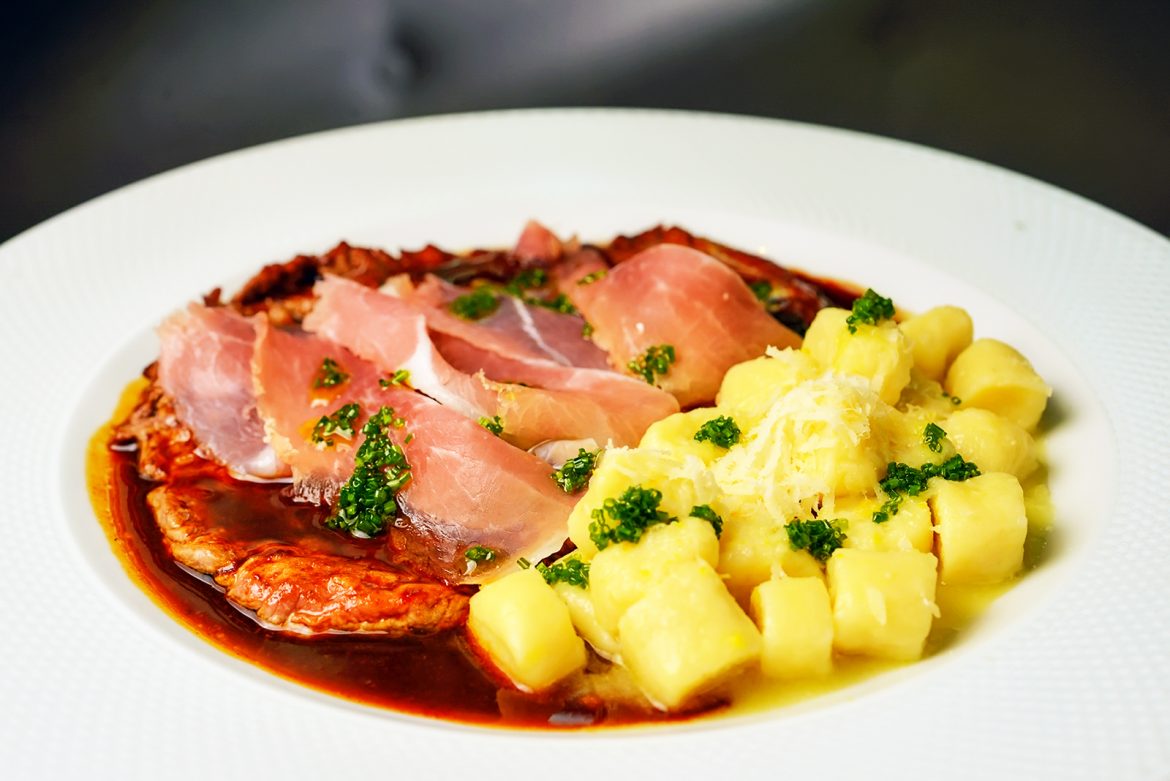 Restaurante Del Plin Completa Um Ano e Lança Menu Compleanno com os Pratos de Maior Sucesso da Casa!