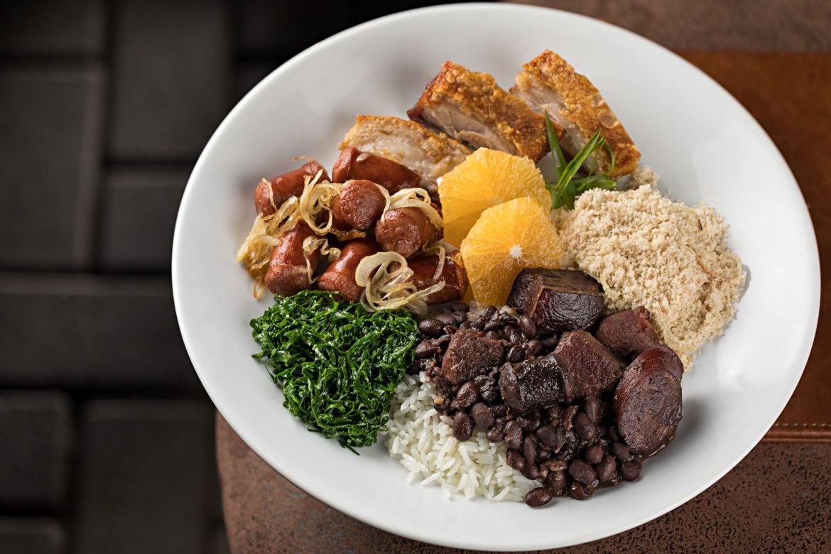 Restaurante Maguje, no Jardim Botânico, entra em Clima de Carnaval!