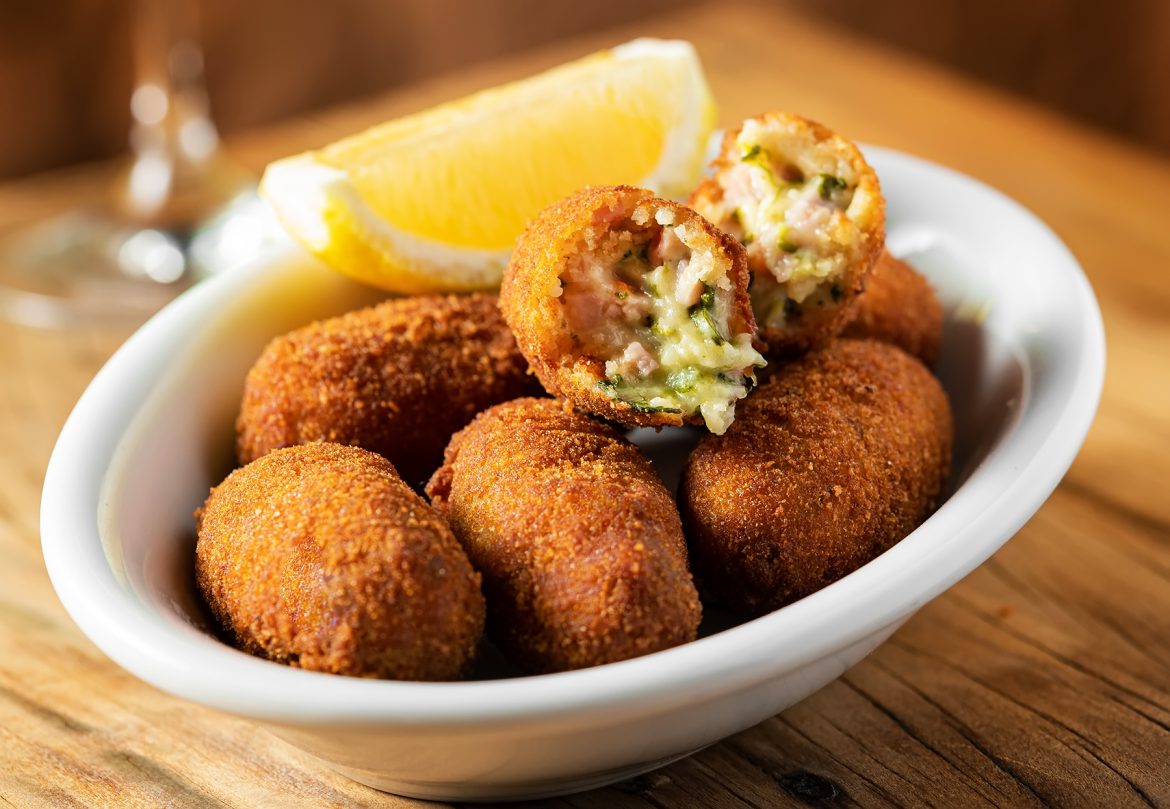 Receita Especial de Páscoa; Croqueta da Adega Santiago!