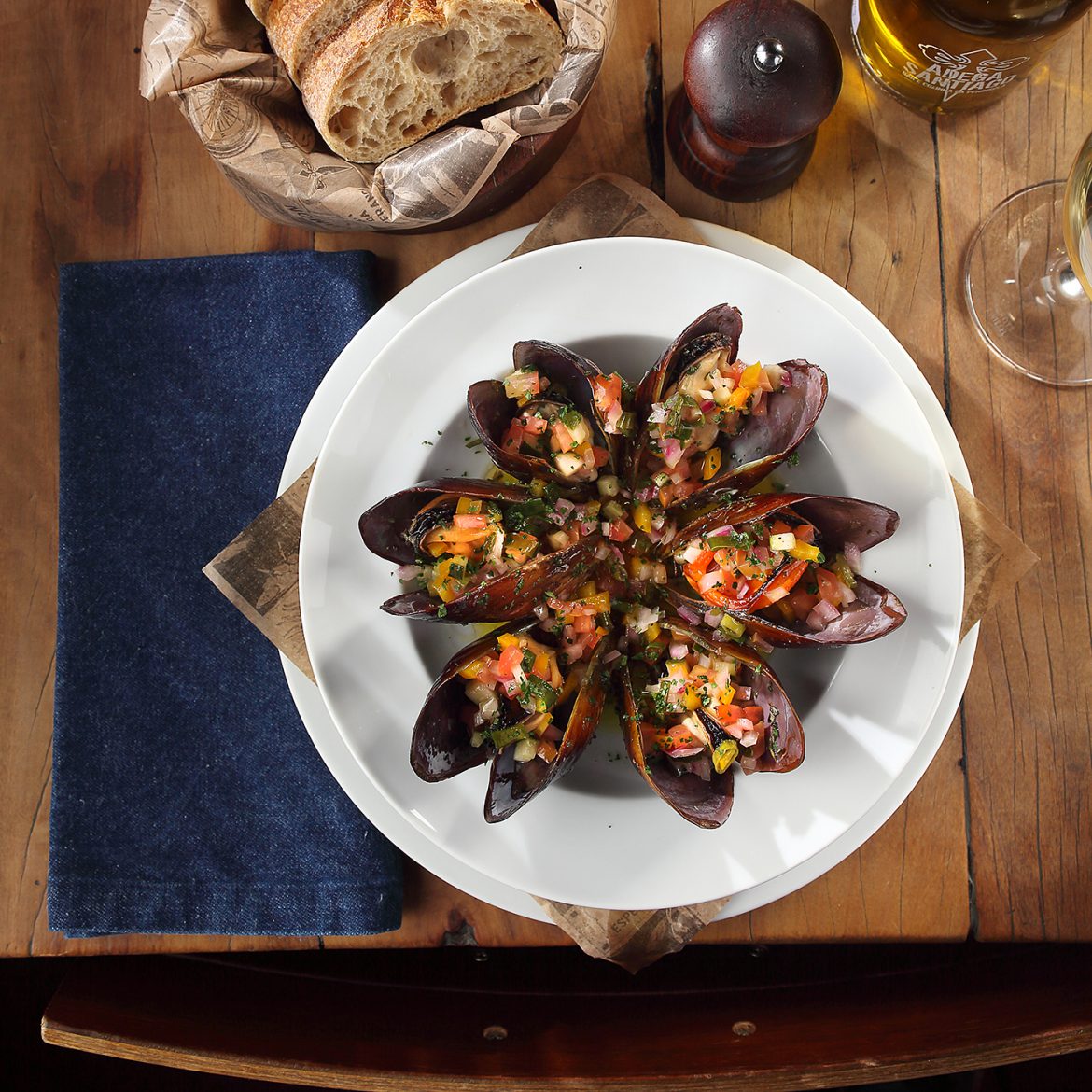 Adega Santiago Reabre Unidade no RJ e Investe em Novo Chef de Cozinha!