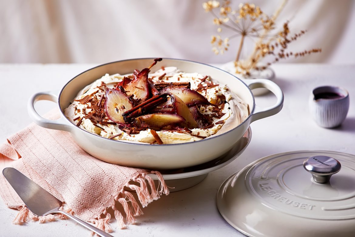 Le Creuset Apresenta Sua Cor Meringue!