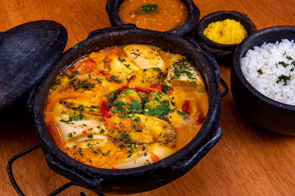 Urukum Lagoa Renova Cardápio e Ambiente Para Oferecer Uma Verdadeira Viagem Pelos Sabores do Brasil!