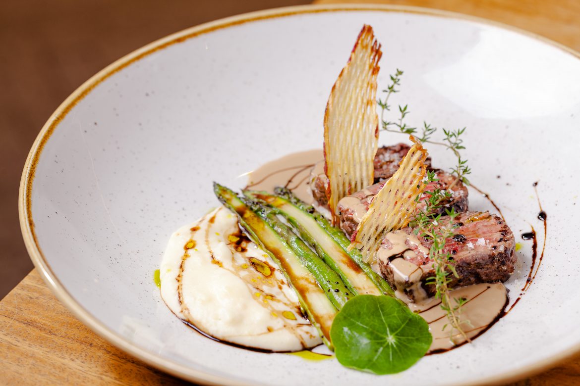 Fairmont Rio de Janeiro Copacabana se prepara para o Natal com ceia especial e visita do Papai Noel