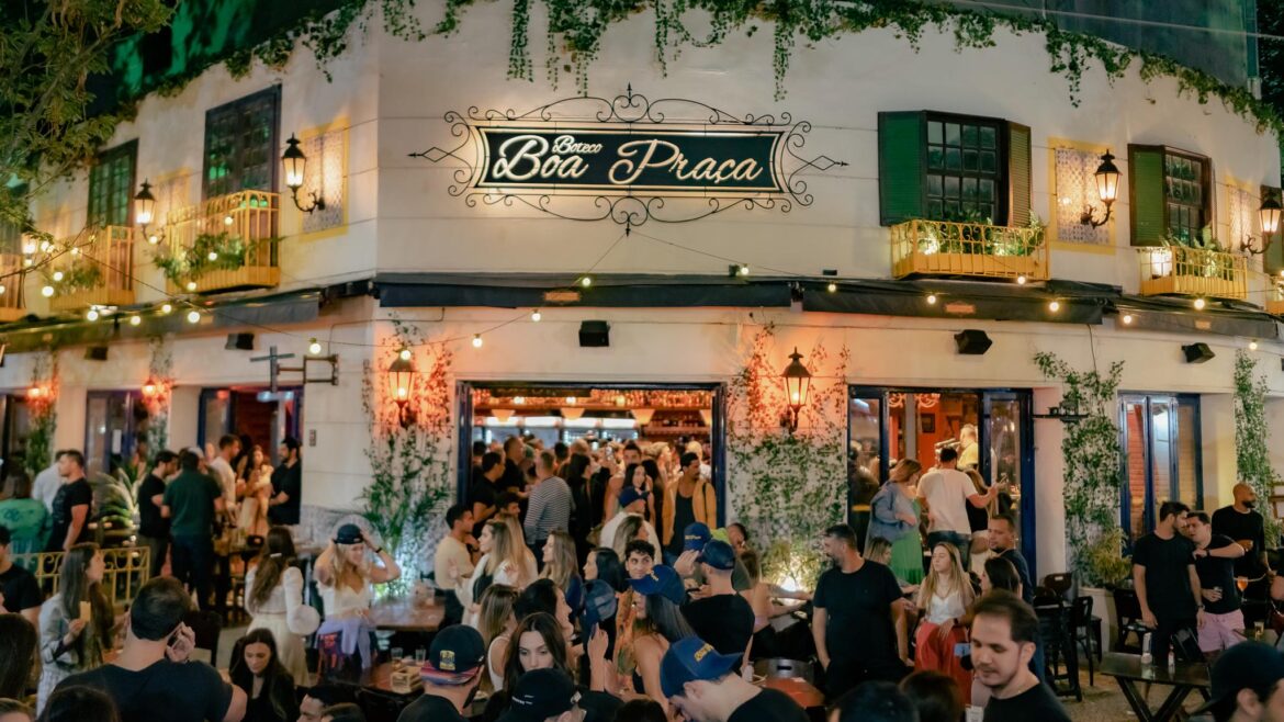 Boteco Boa Praça celebra 4 anos de sucesso no Leblon com evento na Praça Cazuza