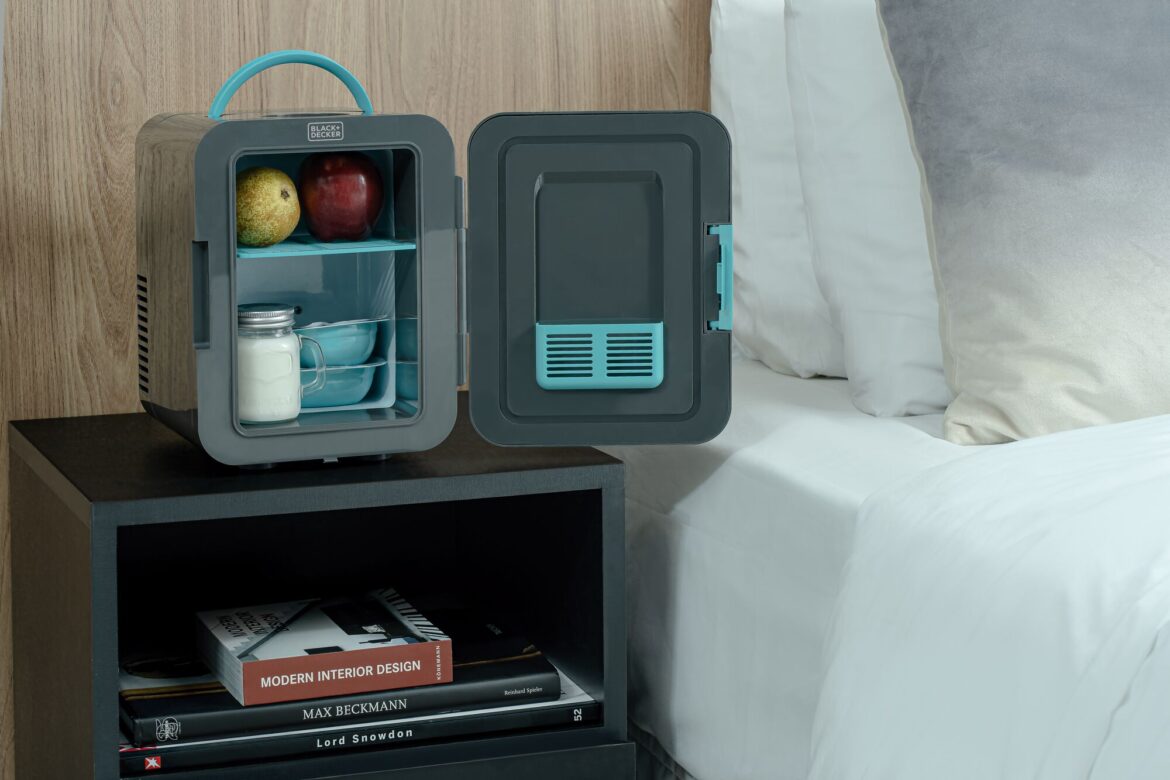 Conheça o Mini Refrigerador BLACK+DECKER