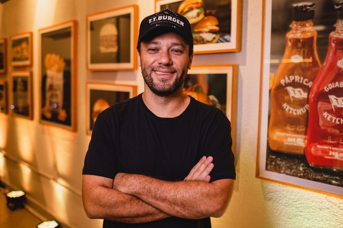 A FEST.T.A: Grupo T. T. reúne os melhores DJs da cidade em celebração aos 10 anos do T.T. Burger