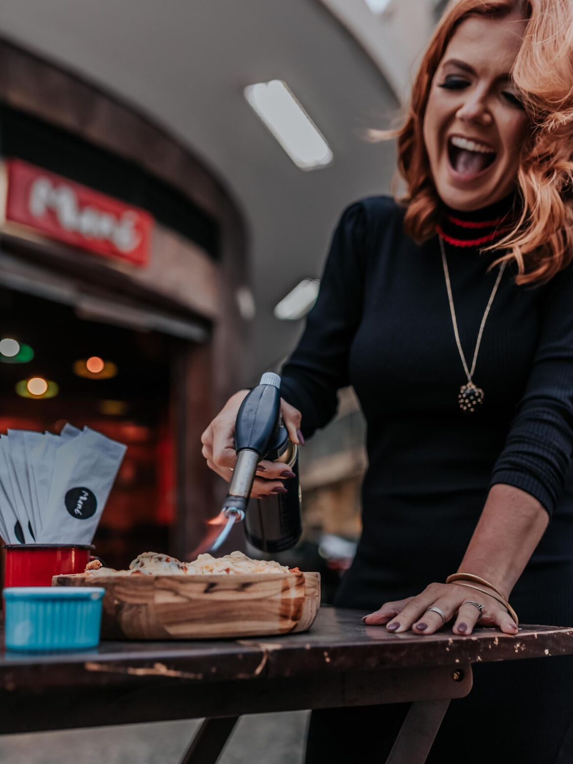 Dia do Empreendedorismo Feminino: Conheça empresária que se destaca no mercado de Foodsevice