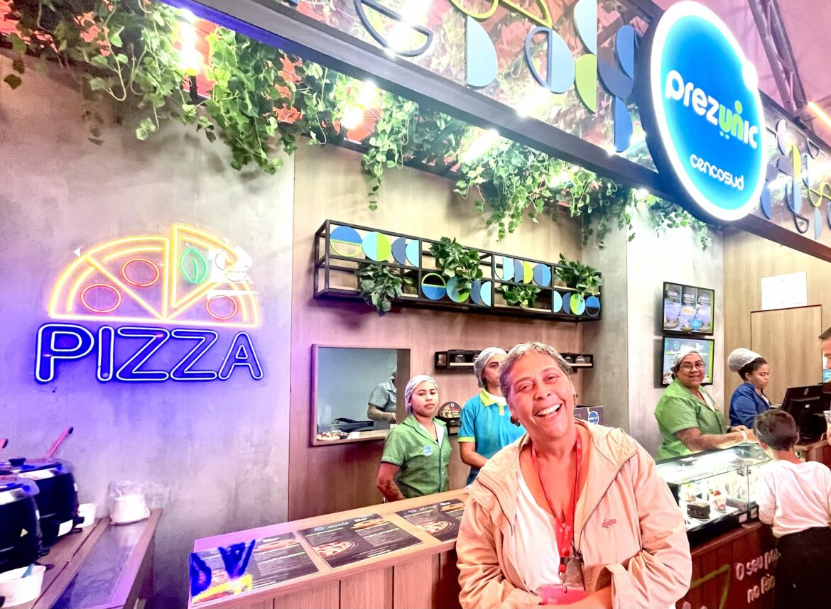 Prezunic promove aula-show com a chef Kátia Barbosa no Rio Gastronomia