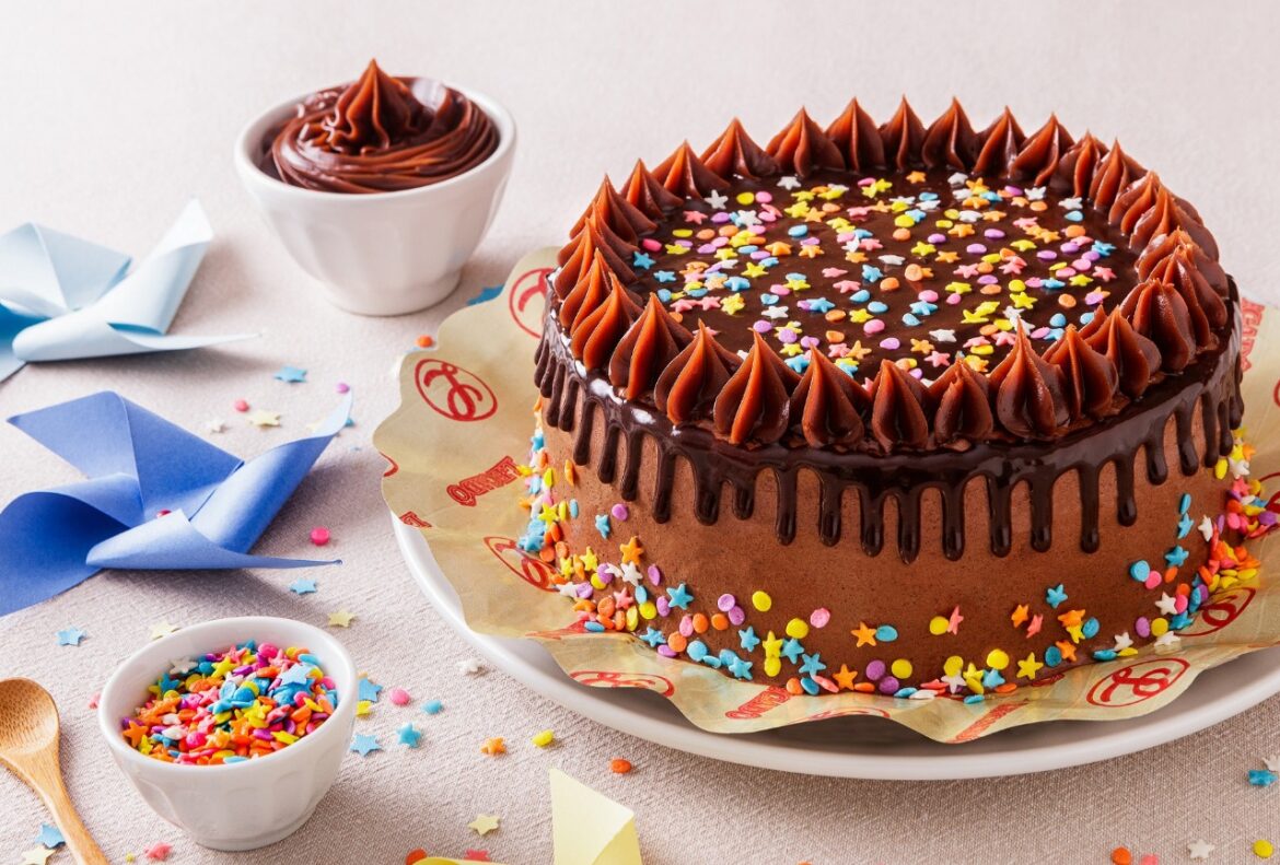 Torta de brigadeiro em dose dupla é o destaque do Lecadô para o Dia das Crianças